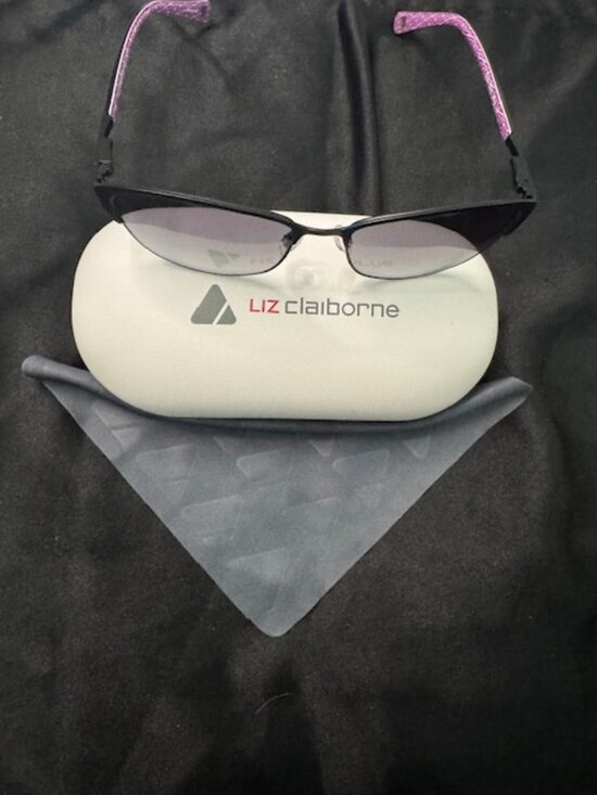 Liz Claiborne Dark Grey Gradient Cat Eye Ladies Sunglasses L 573/S 0039O 54 16 main image 5